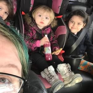 Meet your Posher, Laura